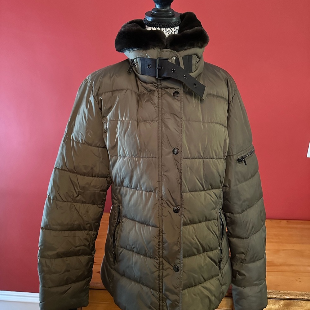NWOT S13 NYC army green ski jacket, size large